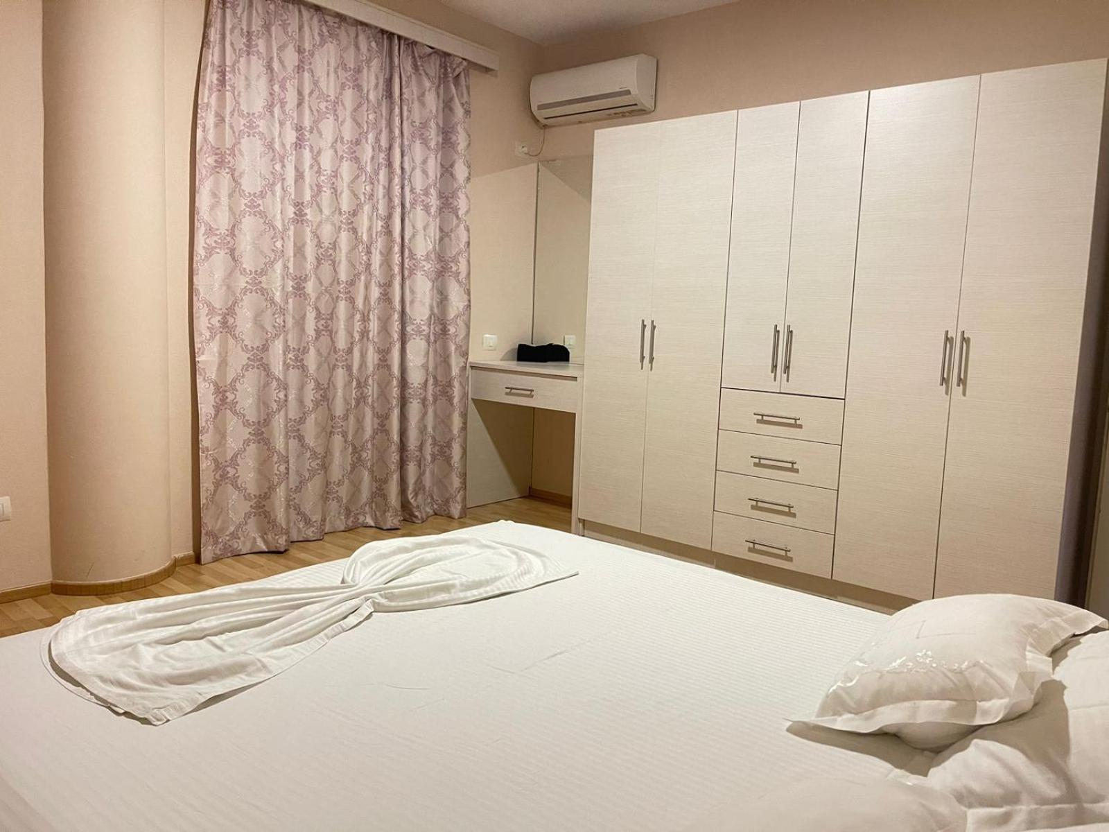 Xhemi's Apartament *