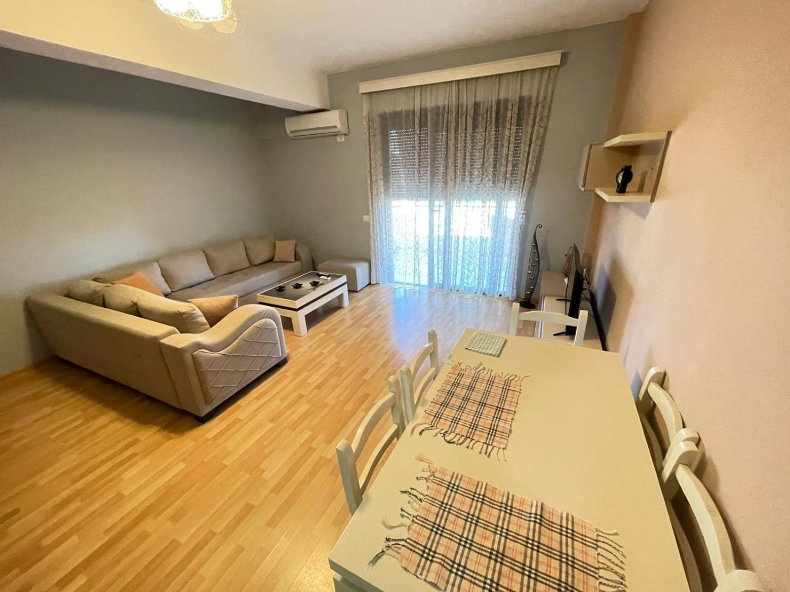 Xhemi's Apartament *